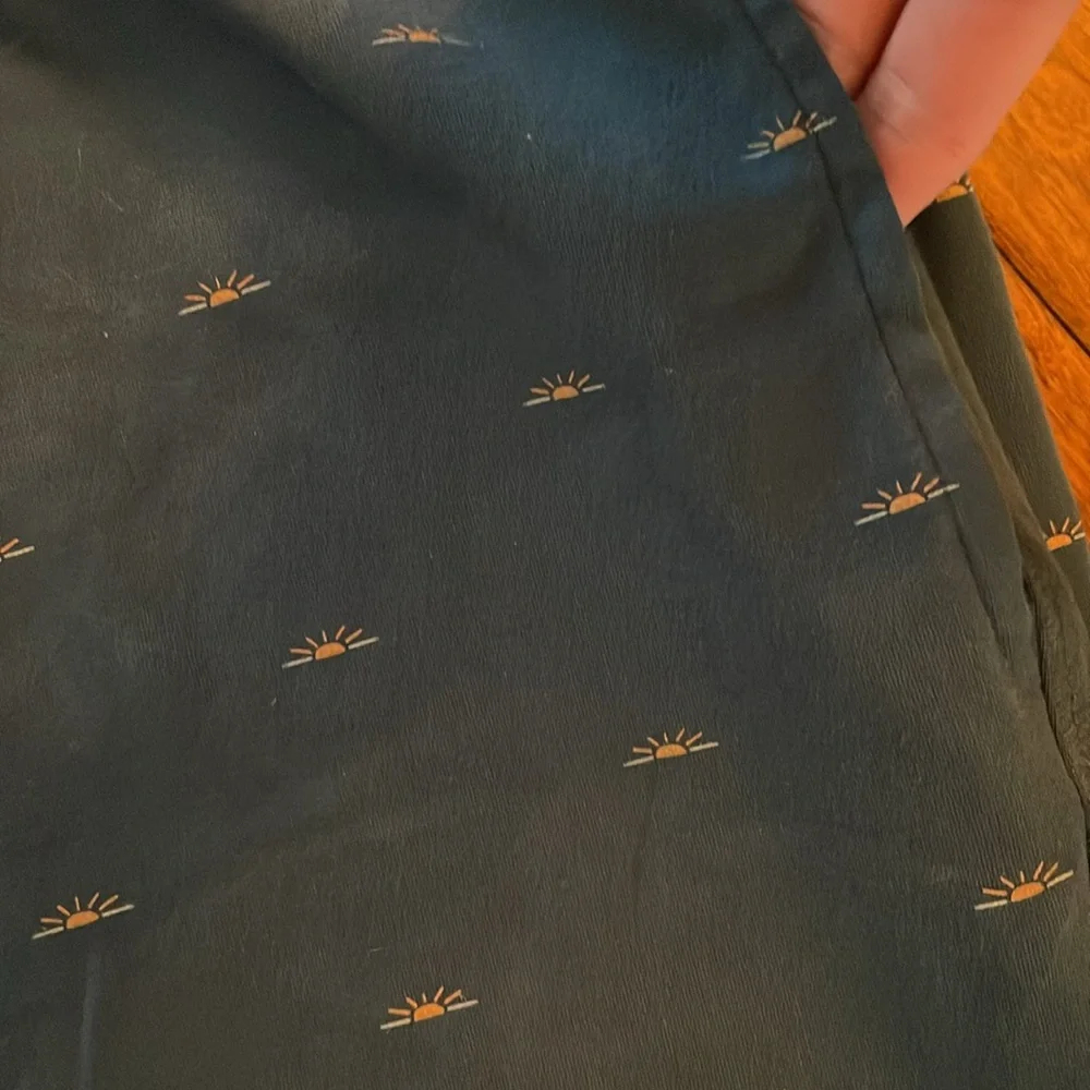 EUC Roller Rabbit Men’s Simon pant - Picture 3 of 5